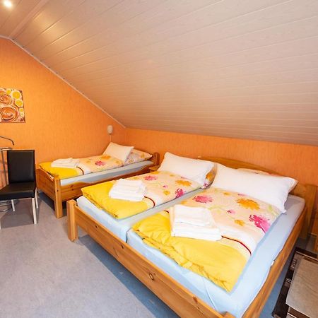 Ferienwohnung Virginija Ditscheid Esterno foto