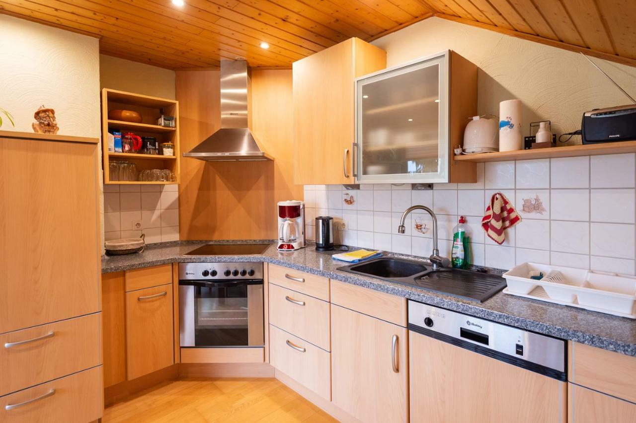 Ferienwohnung Virginija Ditscheid Esterno foto