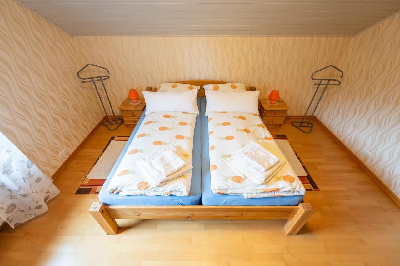 Ferienwohnung Virginija Ditscheid Esterno foto
