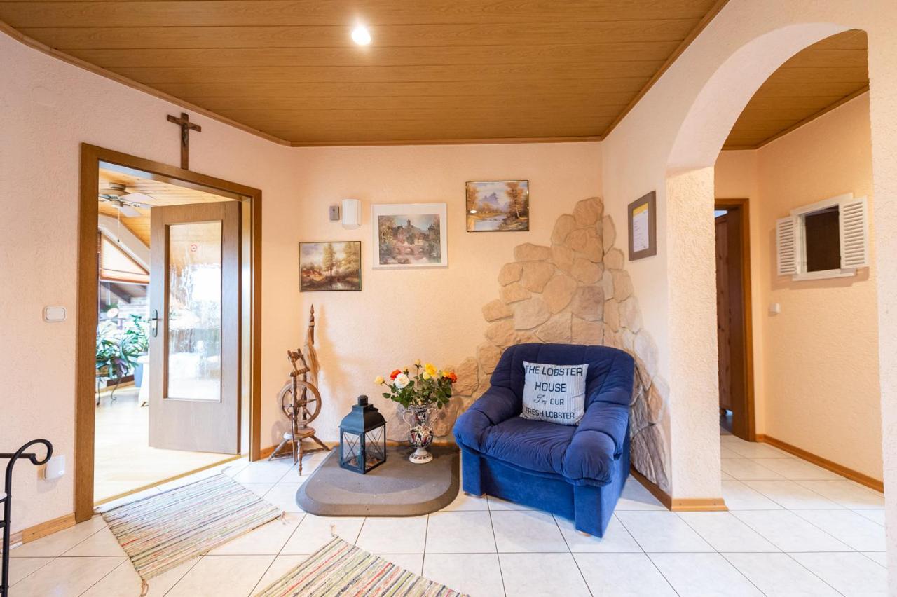 Ferienwohnung Virginija Ditscheid Esterno foto