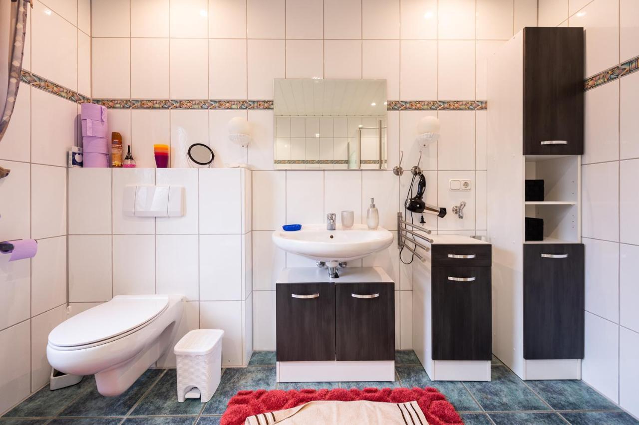 Ferienwohnung Virginija Ditscheid Esterno foto