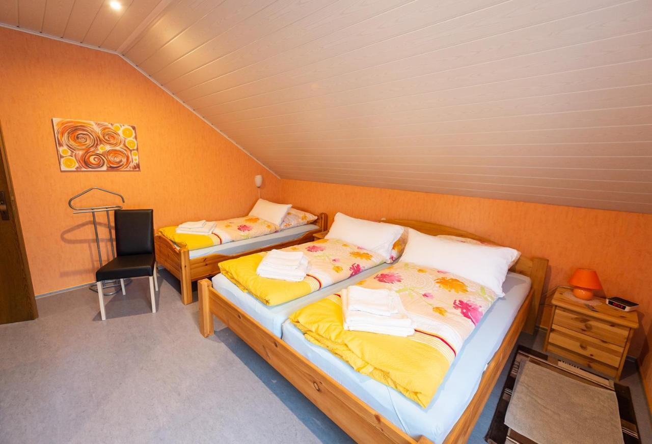 Ferienwohnung Virginija Ditscheid Esterno foto